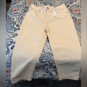 NEW Chico's Cream High Rise Straight Crop Pants